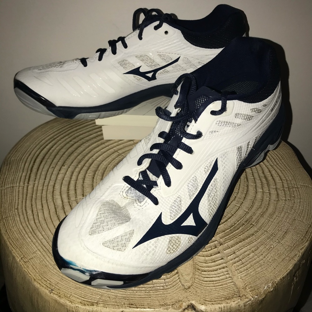 Mizuno Wave Lightening Z4 Women's size 10